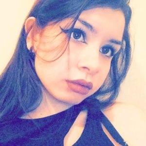 Meet your Posher, Marie